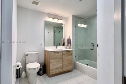 Купить кондоминиум в Норт-Майами-Бич, Флорида 3 спальни, 144.65м2, № 2025289 - фото 17