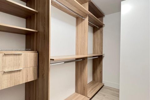 Купить кондоминиум в Норт-Майами-Бич, Флорида 3 спальни, 144.65м2, № 2025289 - фото 27