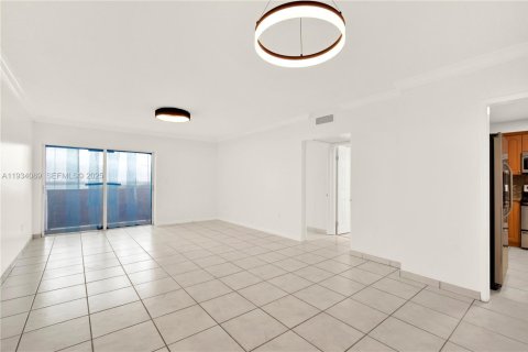 Copropriété à vendre à Sunny Isles Beach, Floride: 1 chambre, 66.89 m2 № 1992401 - photo 9