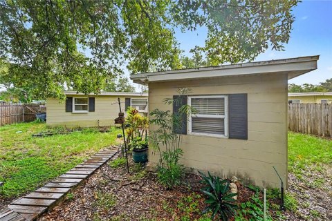 Villa ou maison à vendre à Seminole, Floride: 3 chambres, 111.67 m2 № 2341610 - photo 11