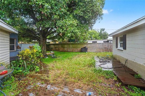 Villa ou maison à vendre à Seminole, Floride: 3 chambres, 111.67 m2 № 2341610 - photo 13