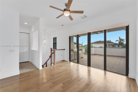 Снять в аренду таунхаус в Дорал, Флорида 4 спальни, 226.5м2, № 2002061 - фото 22