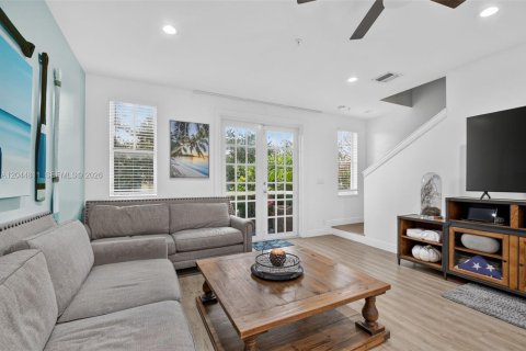 Touwnhouse à vendre à Lake Worth, Floride: 2 chambres, 165.37 m2 № 2244393 - photo 18