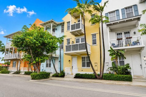Touwnhouse à vendre à Lake Worth, Floride: 2 chambres, 165.37 m2 № 2244393 - photo 3