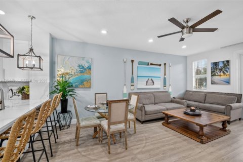 Touwnhouse à vendre à Lake Worth, Floride: 2 chambres, 165.37 m2 № 2244393 - photo 19
