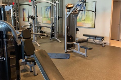 Condo in Doral, Florida, 1 bedroom № 2026930 - photo 24