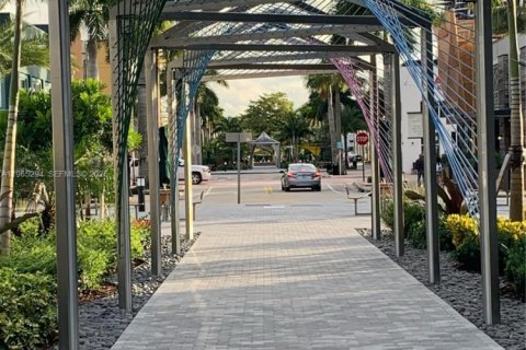 Condo in Doral, Florida, 1 bedroom № 2026930 - photo 28