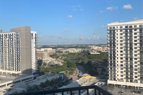 Condo in Doral, Florida, 1 bedroom № 2026930 - photo 18