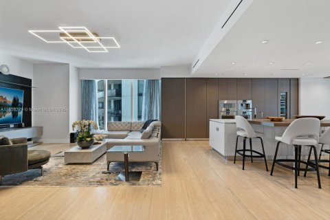 Купить кондоминиум в Санни-Айлс-Бич, Флорида 6 спален, 561.97м2, № 1980236 - фото 15