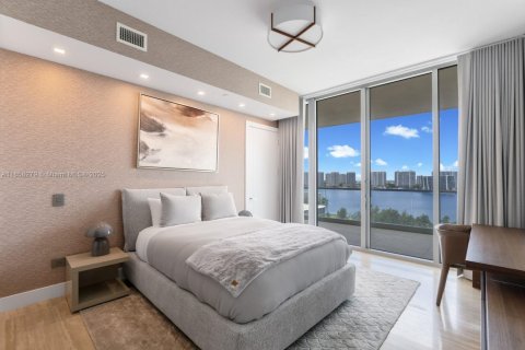 Купить кондоминиум в Санни-Айлс-Бич, Флорида 6 спален, 561.97м2, № 1980236 - фото 22