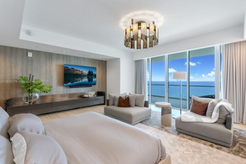 Купить кондоминиум в Санни-Айлс-Бич, Флорида 6 спален, 561.97м2, № 1980236 - фото 17