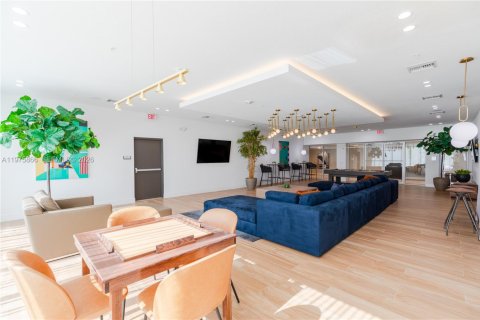 House in Hialeah, Florida № 2040104 - photo 26