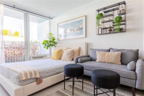 House in Hialeah, Florida № 2040104 - photo 3