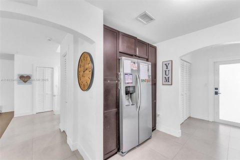 Townhouse in Miami, Florida 3 bedrooms, 147.9 sq.m. № 1787181 - photo 10