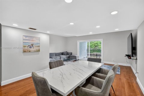 Condo à North Miami Beach, Floride, 2 chambres  № 2007660