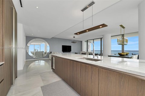 Copropriété à vendre à Hallandale Beach, Floride: 3 chambres, 236.81 m2 № 1994814 - photo 5