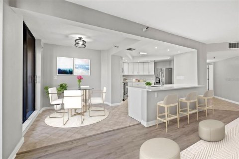 Condominio en alquiler en Gulfport, Florida, 2 dormitorios, 137.12 m2 № 1894550 - foto 14