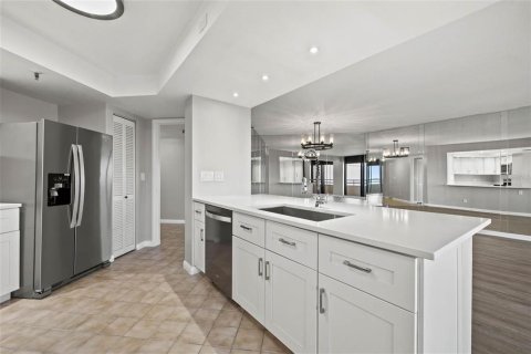 Condominio en alquiler en Gulfport, Florida, 2 dormitorios, 137.12 m2 № 1894550 - foto 29