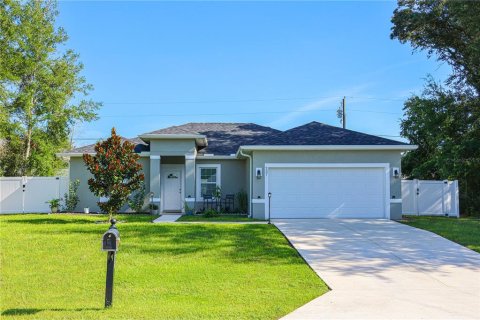 House in Ocala, Florida 4 bedrooms, 165.55 sq.m. № 2373282