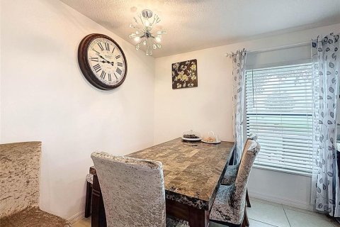 Casa en venta en Brooksville, Florida, 4 dormitorios, 169.55 m2 № 1917604 - foto 11