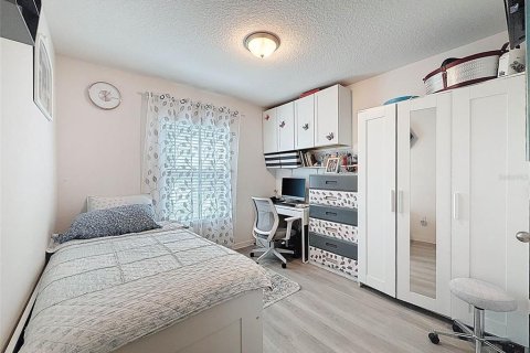Casa en venta en Brooksville, Florida, 4 dormitorios, 169.55 m2 № 1917604 - foto 20