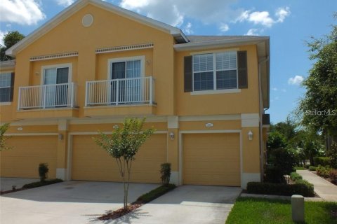 Condo in Riverview, Florida, 2 bedrooms  № 1917039 - photo 1