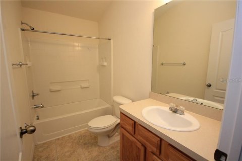 Condo in Riverview, Florida, 2 bedrooms  № 1917039 - photo 8