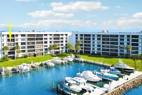 Condo in Jupiter, Florida, 2 bedrooms  № 2190029 - photo 27