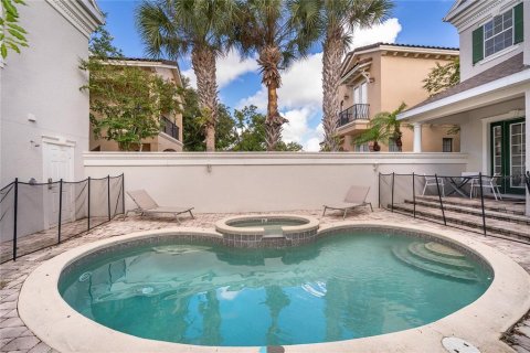Villa ou maison à vendre à Kissimmee, Floride: 4 chambres, 271.09 m2 № 2408180 - photo 8