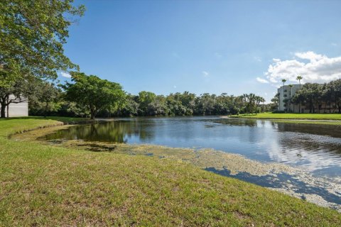 Copropriété à vendre à Coconut Creek, Floride: 3 chambres, 101.54 m2 № 2420746 - photo 20