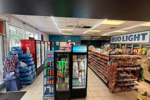 Commercial property in Kissimmee, Florida 307.69 sq.m. № 2366772 - photo 5