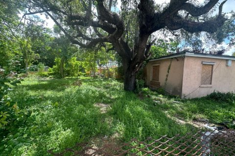 Villa ou maison à vendre à Miami, Floride: 3 chambres, 86.96 m2 № 1954865 - photo 2