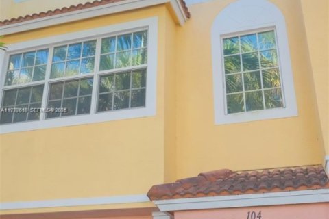 Townhouse in Boynton Beach, Florida 3 bedrooms, 139.26 sq.m. № 2000747 - photo 5