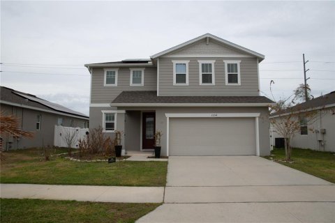 House in Haines City, Florida 3 bedrooms, 186.18 sq.m. № 2165919 - photo 6