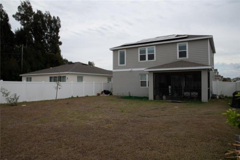 House in Haines City, Florida 3 bedrooms, 186.18 sq.m. № 2165919 - photo 10