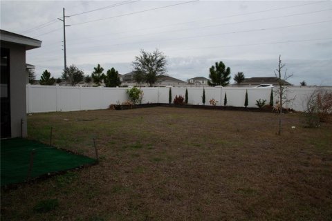 House in Haines City, Florida 3 bedrooms, 186.18 sq.m. № 2165919 - photo 26