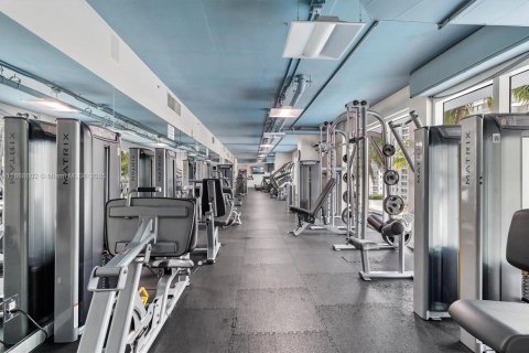 Купить кондоминиум в Майами, Флорида 1 спальня, 72.93м2, № 1897676 - фото 26