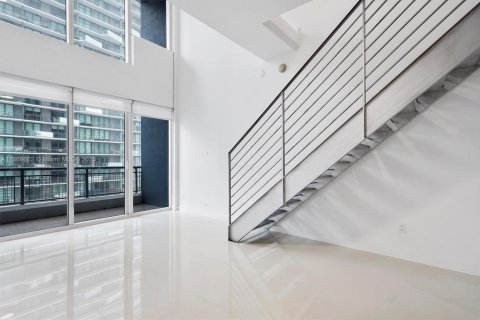 Купить кондоминиум в Майами, Флорида 1 спальня, 72.93м2, № 1897676 - фото 2