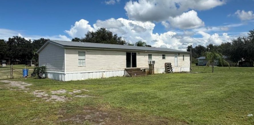 Casa en Plant City, Florida 5 dormitorios, 192.49 m2 № 2377031