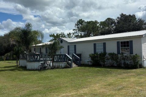 Casa en venta en Plant City, Florida, 5 dormitorios, 192.49 m2 № 2377031 - foto 2