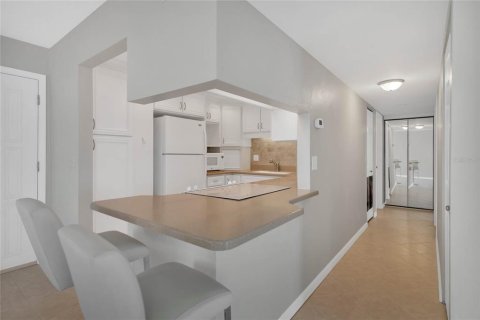 Condo in Ormond Beach, Florida, 2 bedrooms  № 1061486 - photo 7
