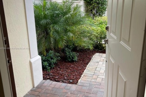 Touwnhouse à vendre à Boca Raton, Floride: 3 chambres, 282.05 m2 № 1943712 - photo 4