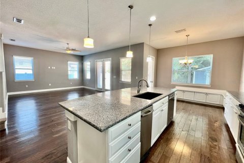 Villa ou maison à louer à Tampa, Floride: 4 chambres, 232.72 m2 № 2149696 - photo 12