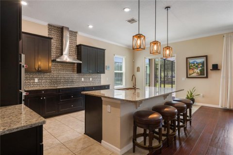 House in Oviedo, Florida 5 bedrooms, 396.32 sq.m. № 1618129 - photo 6