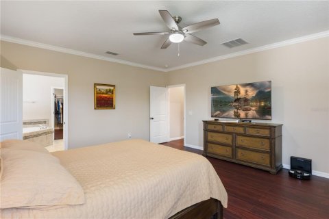House in Oviedo, Florida 5 bedrooms, 396.32 sq.m. № 1618129 - photo 22