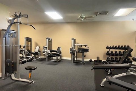 Condo in Miami, Florida, 2 bedrooms  № 1697447 - photo 25