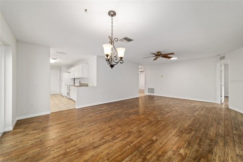 House in Ocala, Florida 3 bedrooms, 132.66 sq.m. № 1823024 - photo 7