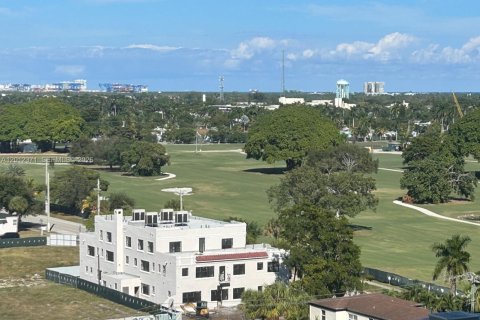Apartamento en alquiler en Hollywood, Florida, 1 dormitorio, 62.43 m2 № 2074820 - foto 10