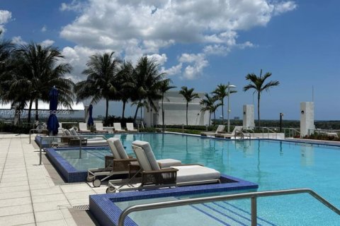 Apartamento en Hollywood, Florida 1 dormitorio, 62.43 m2 № 2074820