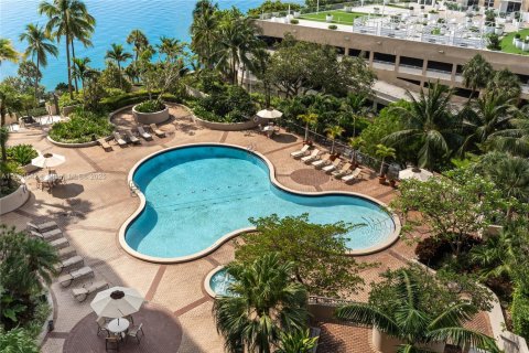 Condo in Miami, Florida, 1 bedroom  № 1874637 - photo 12
